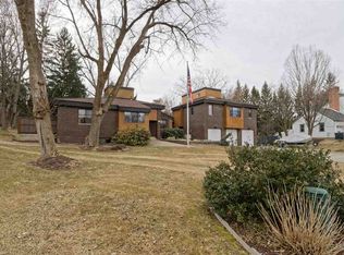 8 Fenway Dr, Loudonville, NY 12211