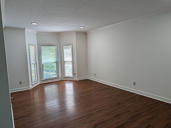 4th image of 9424 Ojay Dr SE