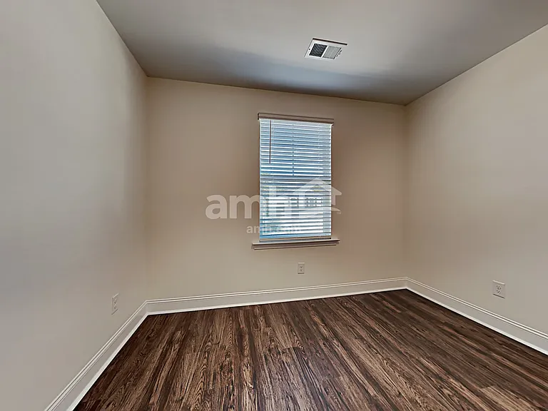 1831 Produce Ln — Photo 26