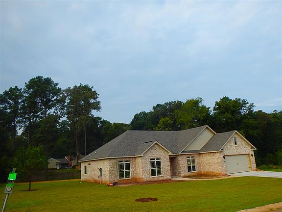 3rd image of 1027 Thistlewood Dr