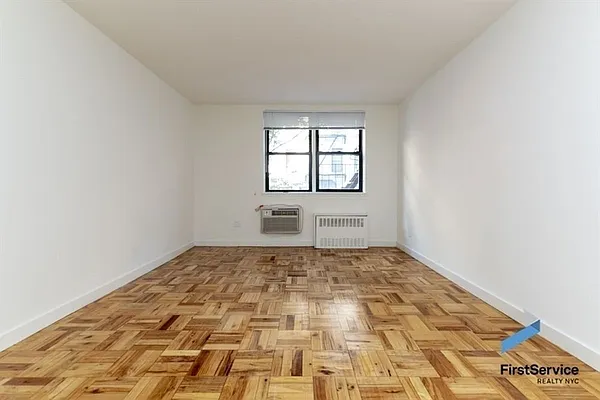 Rented by Compass | media 7