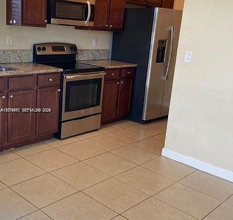 3rd image of 9311 SW 171st Ave #0