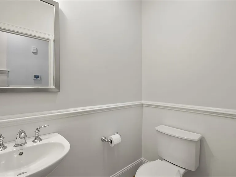 60 Graystone Cir #60 — Photo 32