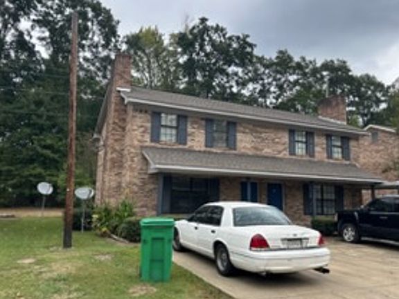 2nd image of 3104 Sierra Ct