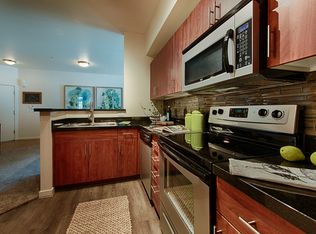 18440 N 68th St APT 2010, Phoenix, AZ 85054