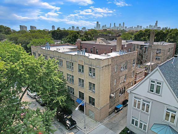 3rd image of 1205 W Lill Ave APT G