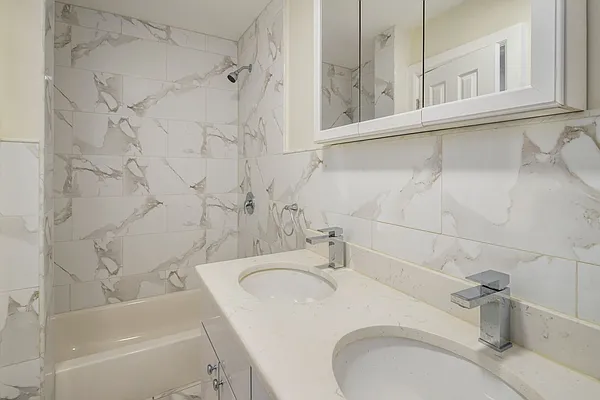 Rented by Compass | media 41