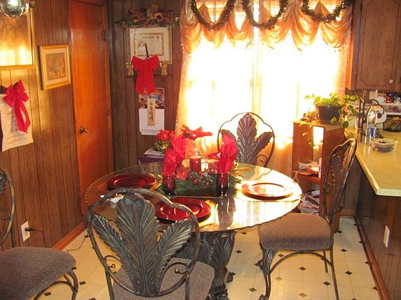 3rd image of 4191 Prospect Ln