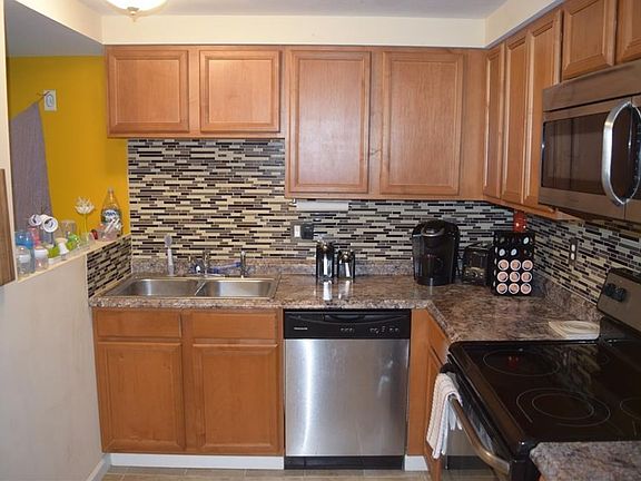 2nd image of 6608 Hemingway Rd