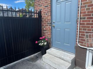 79 12th St, Toronto, ON M8V3G9