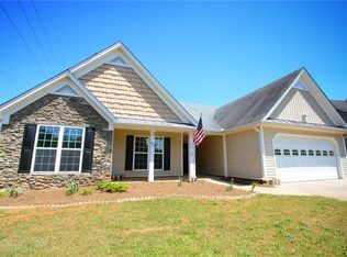 9 Oakview Dr, Dallas, GA 30157