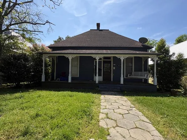 512 W Pine St, Fitzgerald, GA 31750