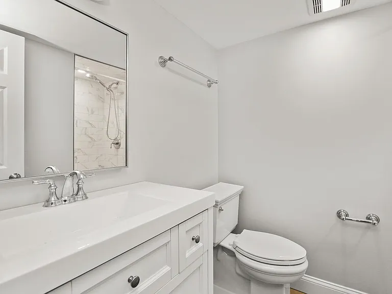 81 Cos Cob Ave #A — Photo 14
