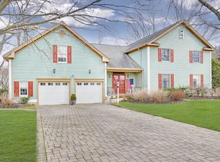 20 Darien Dr, West Long Branch, NJ 07764