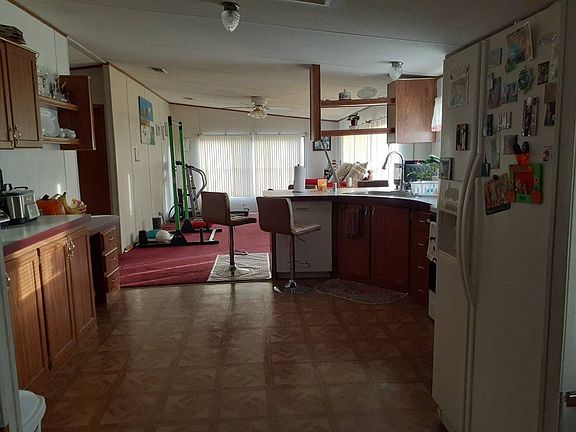 4th image of 8742 Waterway Dr
