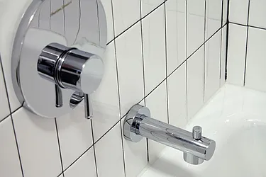 Rented by Aura Management