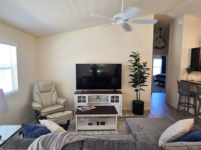 3411 Alwyne Ave — Photo 22