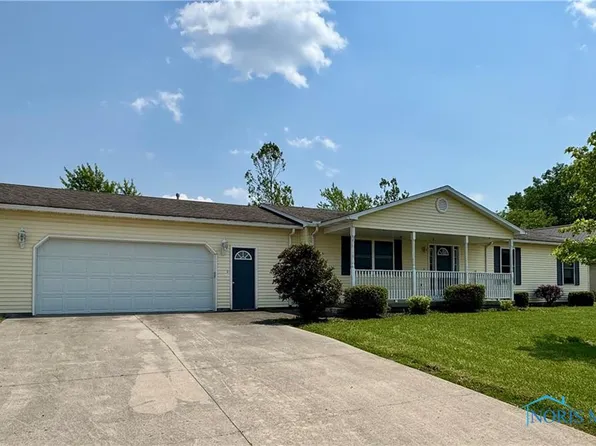 5117 Lake Shore Dr, Defiance, OH 43512
