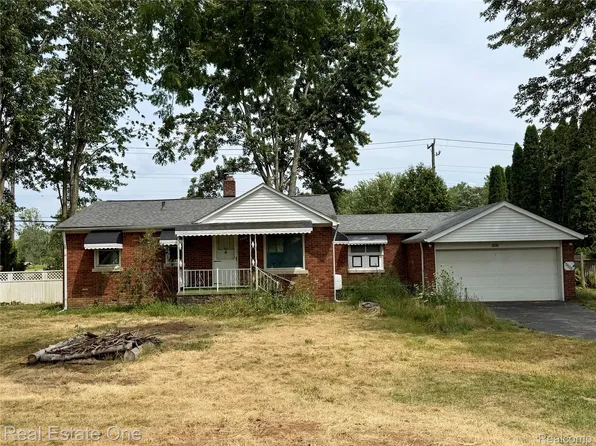 4985 Denton Rd, Canton, MI 48188