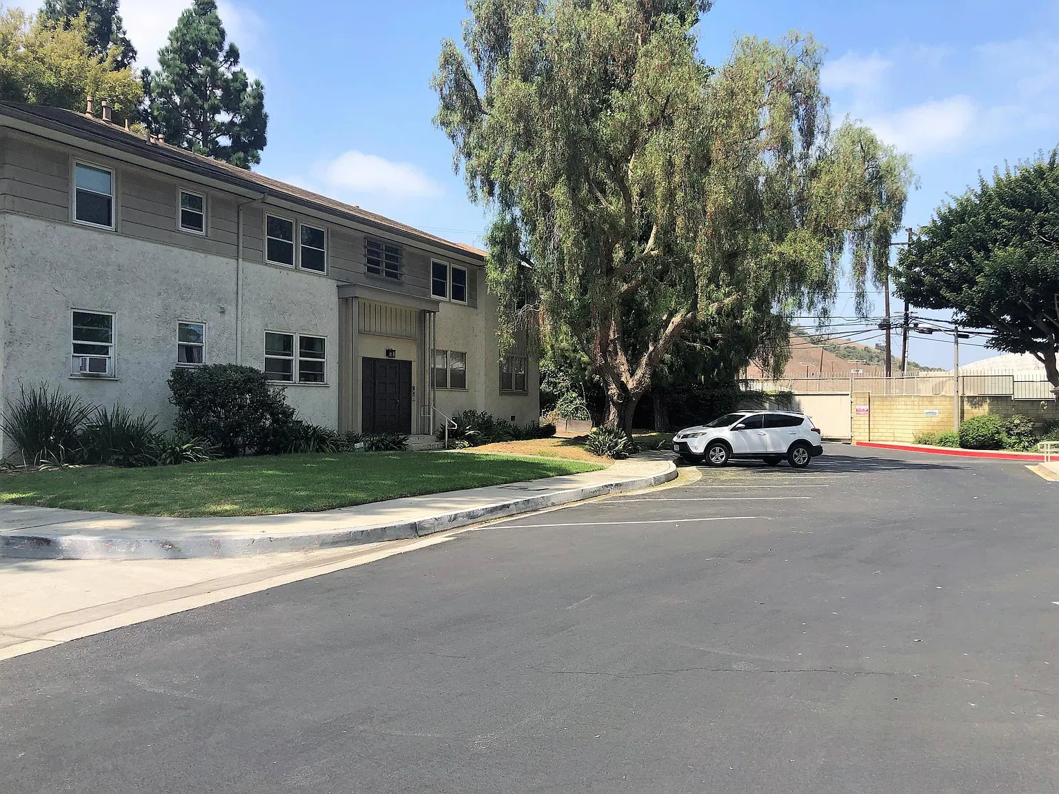 1 bed, 699 sqft, $2,800 — Photo 2