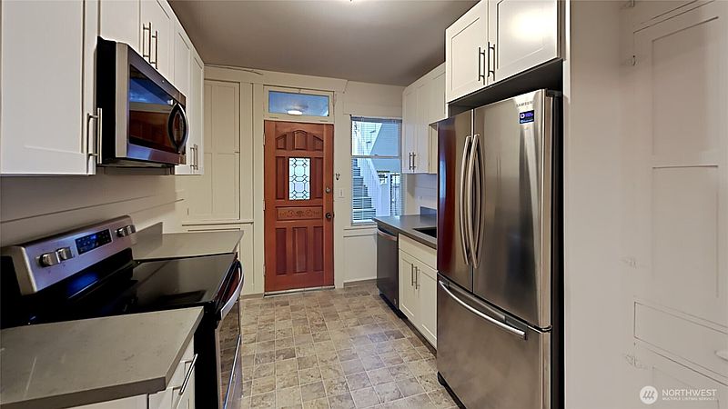 2nd image of 914 N 40th Street