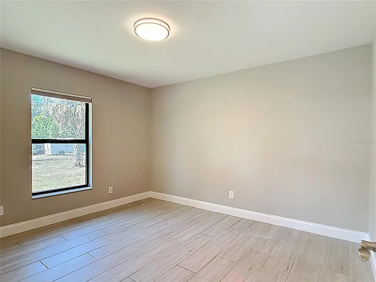 540 Alabama Ave — Photo 30