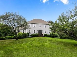 5 Penni Ln, Andover, MA 01810