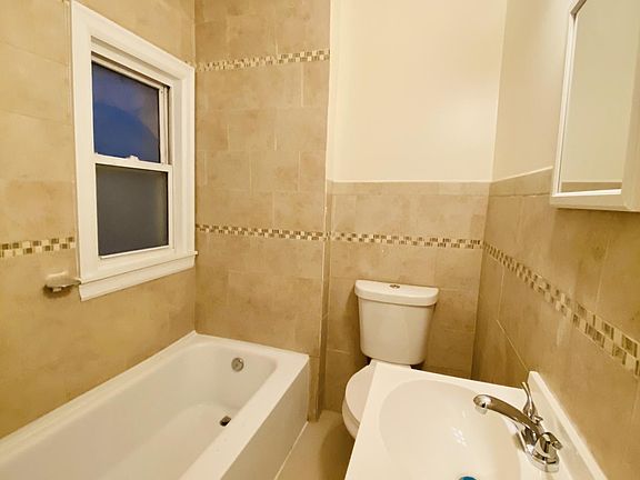 2nd image of 100 Park Ave Floor 2