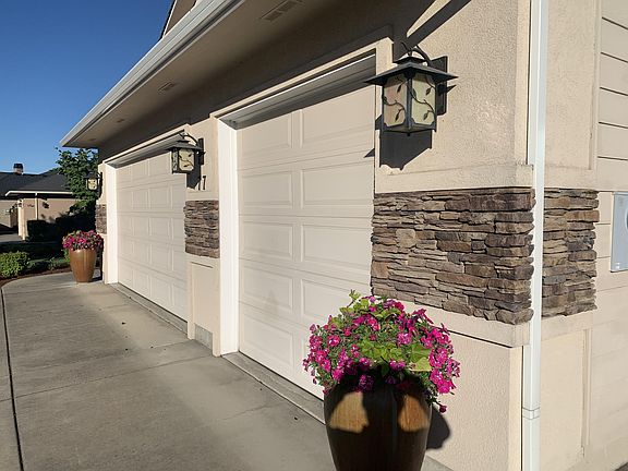 4th image of 77 Pebble Creek Dr