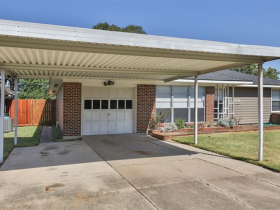 3rd image of 3109 Dartmouth Dr