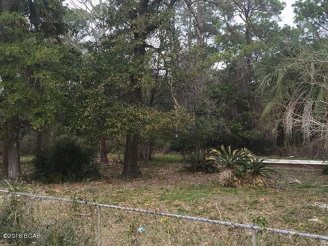1st image of 15319 Pine Cir