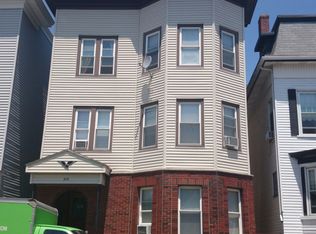 820 E 5th St, South Boston, MA 02127