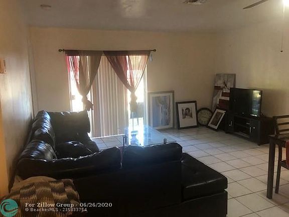 2nd image of 2900 NW 195th St