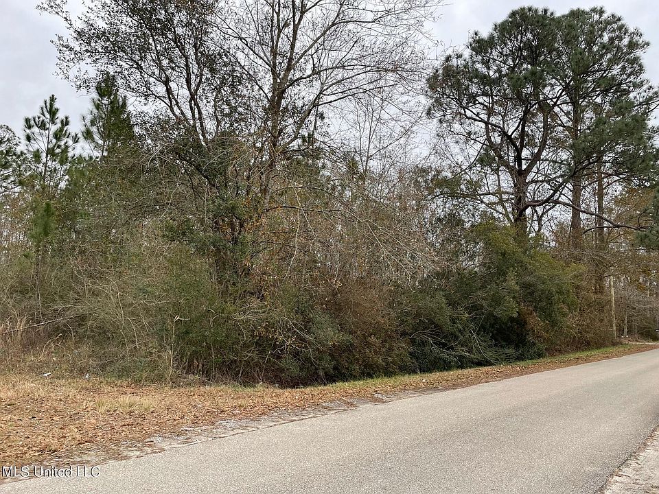 2nd image of 10452 New Hope Rd
