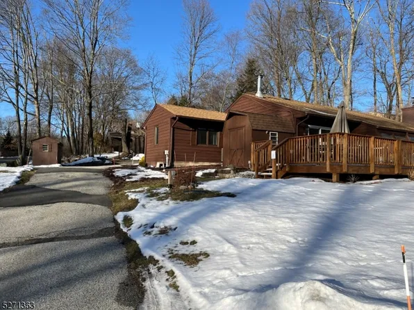 19 Spring Ave, Sparta Twp., NJ 07871