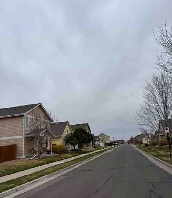 Exterior Neighborhood (street photo)