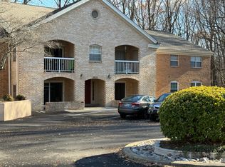 5815 Cove Landing Rd, Burke, VA 22015