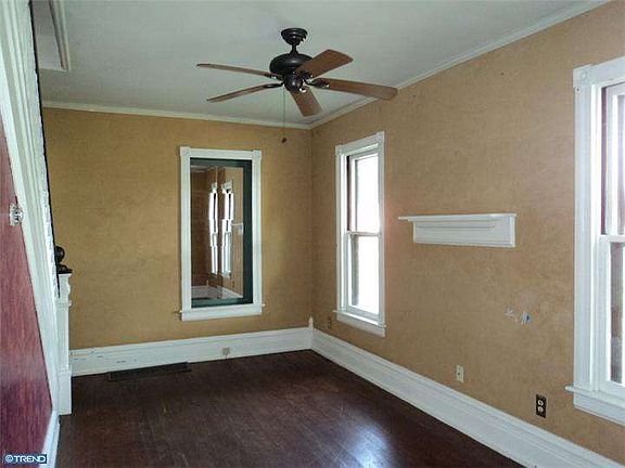 2nd image of 104 Beckley St