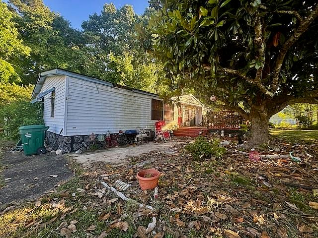 2nd image of 1551 Overbrook Dr