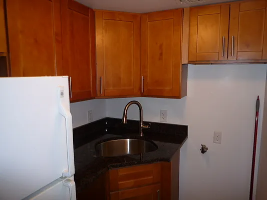 Rented by New Yorker Realty | media 5