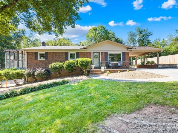 184 Hillsdale Ln, Taylorsville, NC 28681