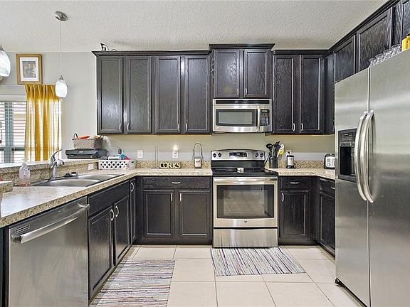 4th image of 23748 Companero Dr