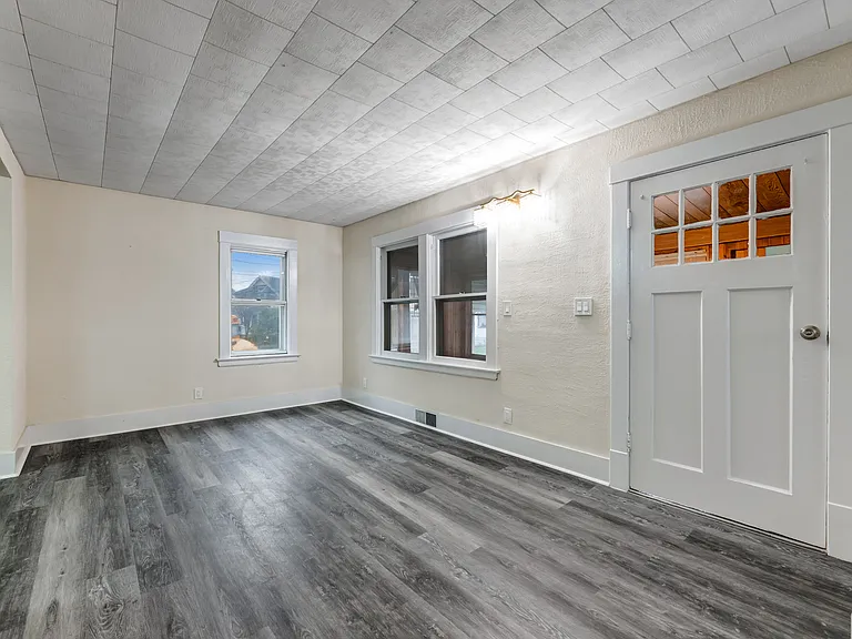 53 Bickford Ave — Photo 22