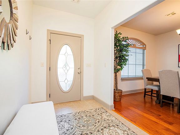 3rd image of 26 Oniell Cir