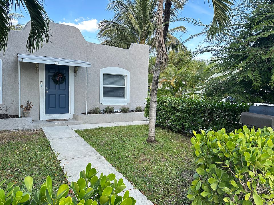 1st image of 611 El Vedado #1