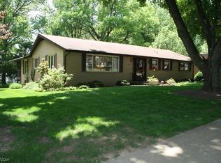 725 Sunrise View Dr, Wooster, OH 44691