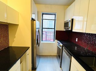 194 Kensington Ave #402, Jersey City, NJ 07306