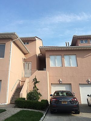 5th image of 50 Harbour Ct #1