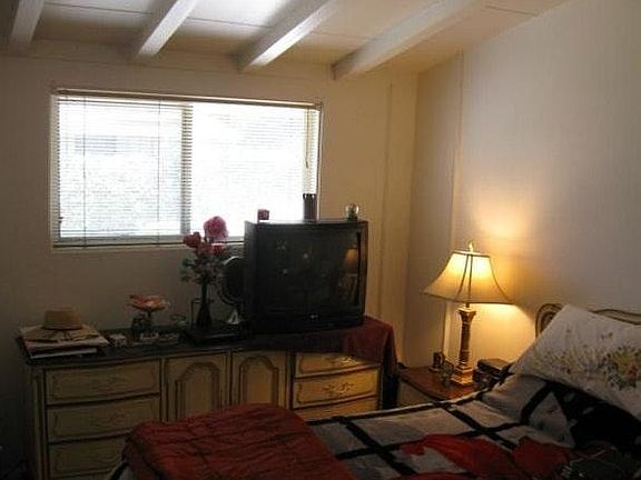 3rd image of 20617 Archwood St