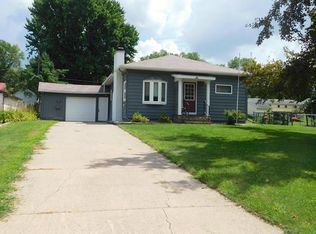 21 State St, Neillsville, WI 54456